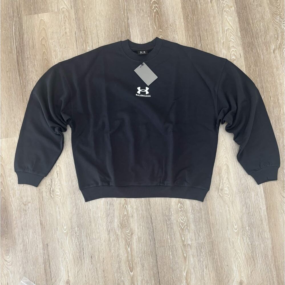 Balenci x Under Armor Crewneck Black Preowned excellent Medium